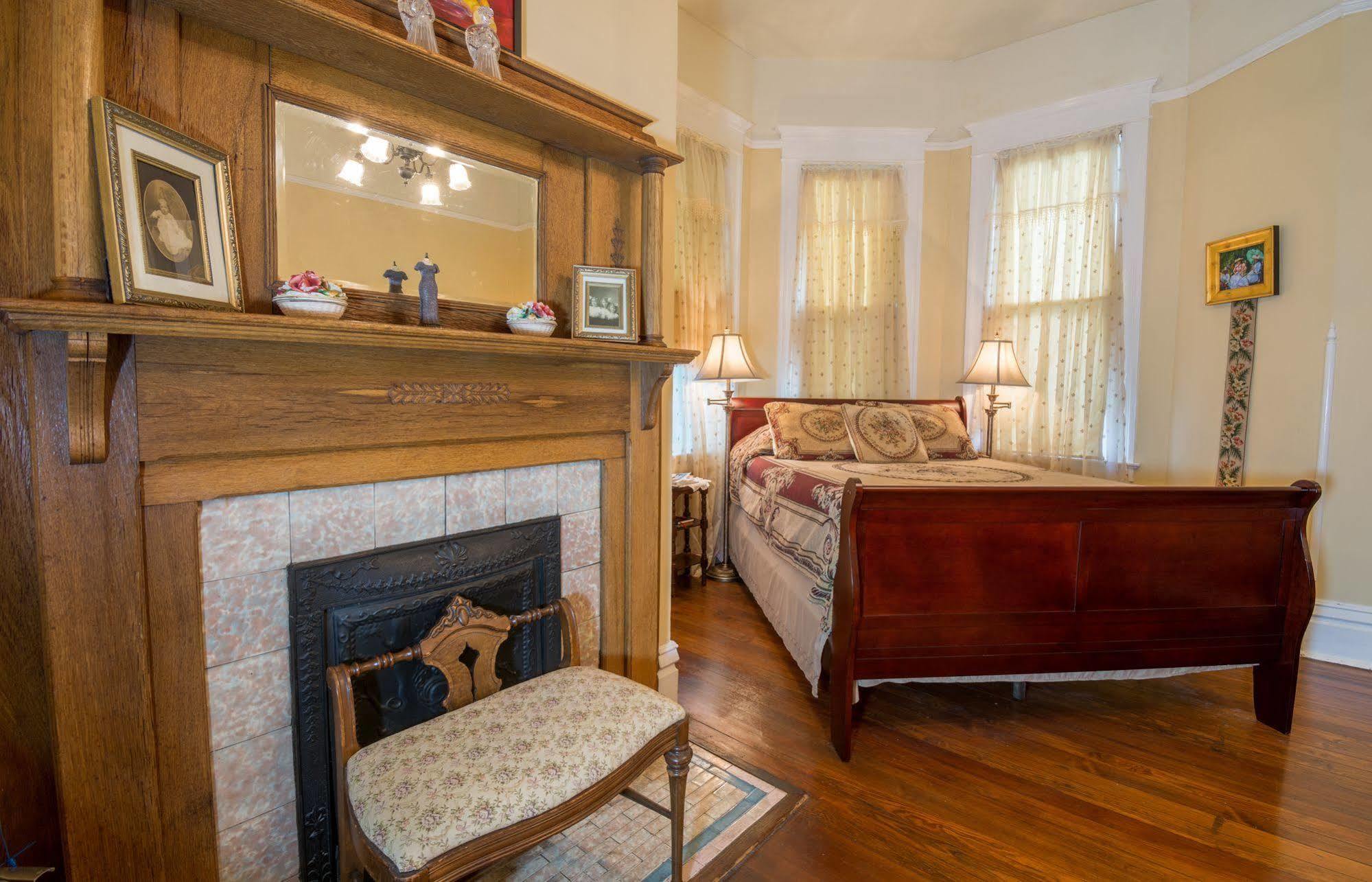 Bisland House Bed And Breakfast Натчез Экстерьер фото