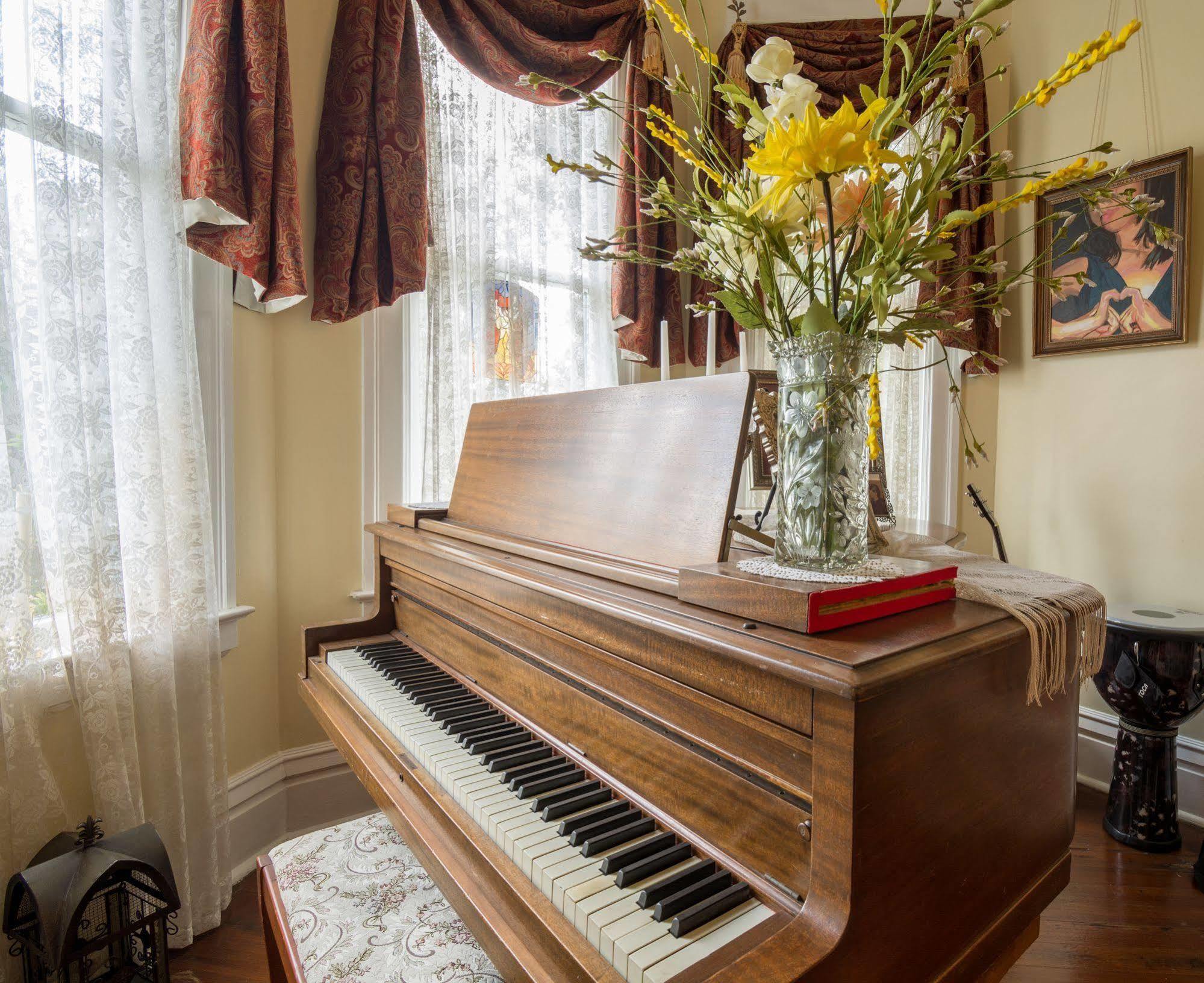 Bisland House Bed And Breakfast Натчез Экстерьер фото